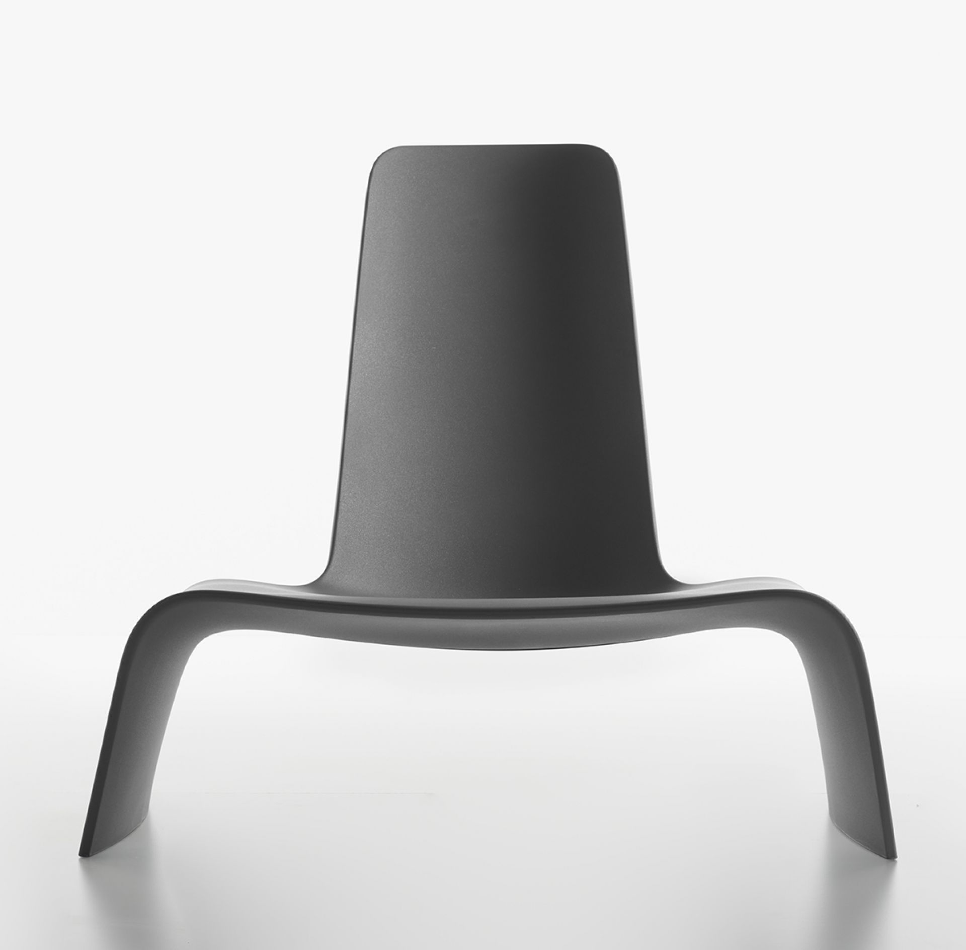 Land Lounge Chair Sessel Basalt grau Plank